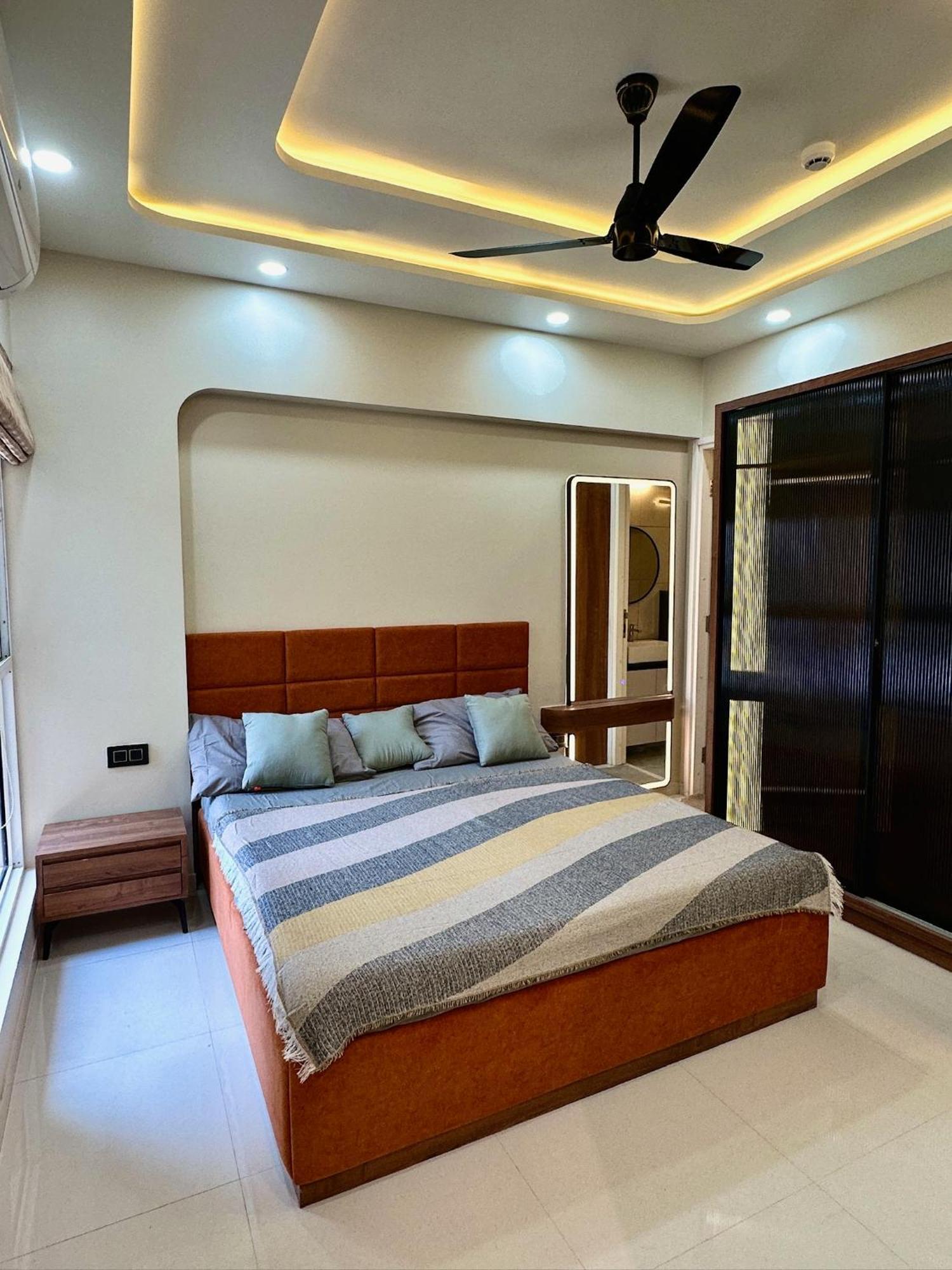 Peacock Palace 2bhk Modern Ac Flat In Baner *